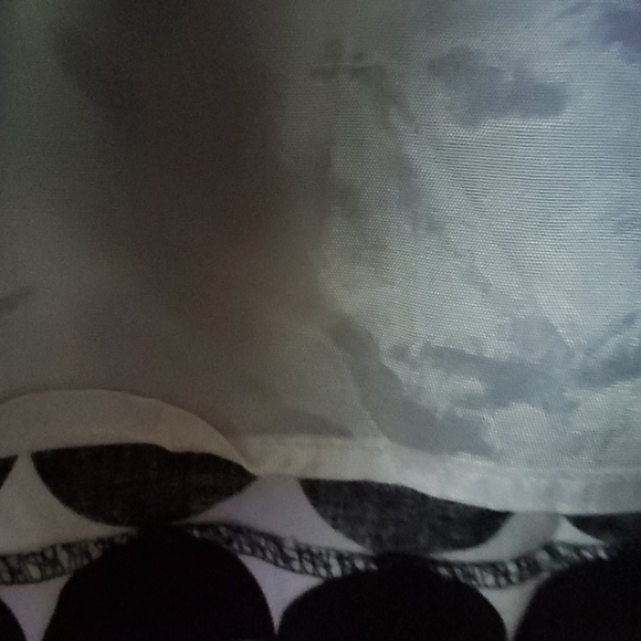 Ladies Skirt - Picture 4 of 5